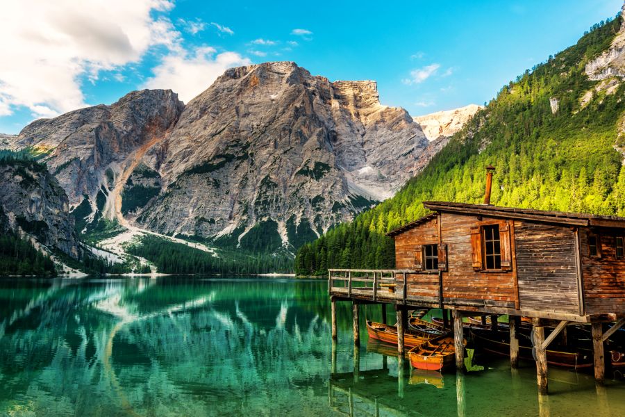 lago-di-braies-come-arrivare-dove-si-trova-alto-adige-estate